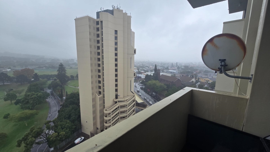 1 Bedroom Property for Sale in Oakdale Western Cape